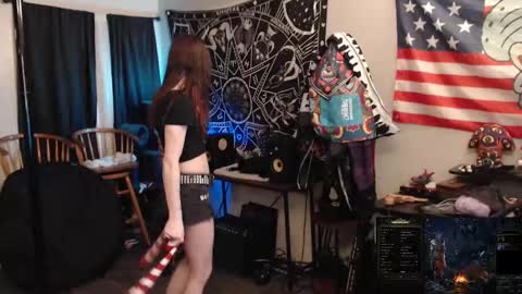 Snapshot of xxlilithmoonxx chatting on October 3, 4:17 am Lilith online show from October 3, 4:17 am