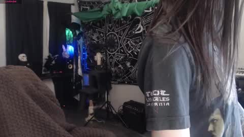 Snapshot of xxlilithmoonxx chatting on March 5, 3:08 am Lilith online show from March 5, 3:08 am