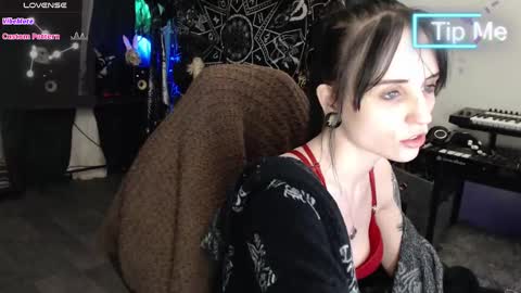 Snapshot of xxlilithmoonxx chatting on March 12, 3:46 am Lilith online show from March 12, 3:46 am
