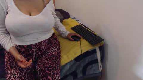 Ayanda online show from October 10, 6:57 pm