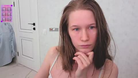 Yana  online show from May 25, 9:41 am