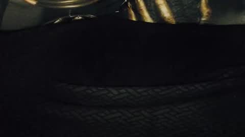 Anika online show from January 10, 5:17 pm