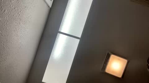 yanyanpixie online show from October 31, 12:45 am