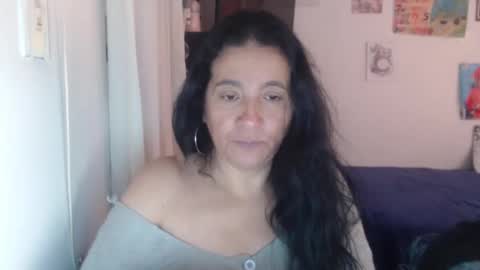 yasmin_love85 online show from April 30, 3:17 pm