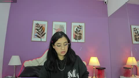Yaya  online show from June 6, 12:11 pm