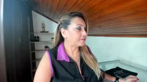 yayita online show from June 30, 4:39 pm