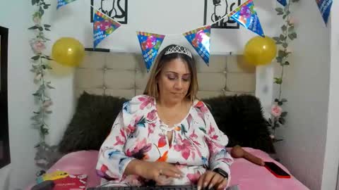 yayita online show from June 11, 12:32 am