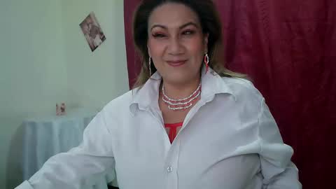 Snapshot of yayita_mature chatting on January 19, 1:55 pm yayita online show from January 19, 1:55 pm