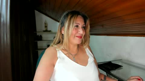 yayita online show from July 3, 3:07 pm