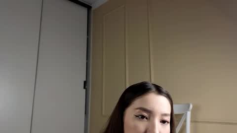 Snapshot of yayong chatting on October 2, 1:27 pm Jenny online show from October 2, 1:27 pm