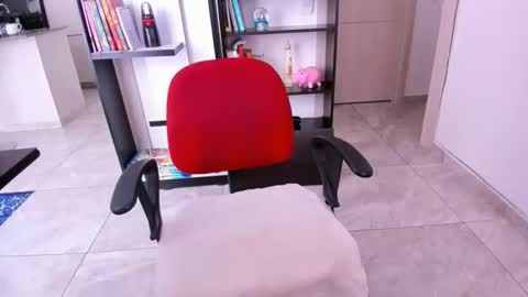 yenlo01 online show from January 9, 3:49 pm