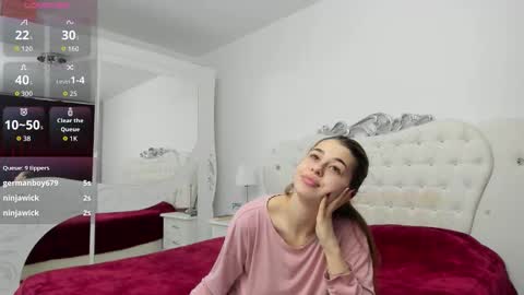 yennefer13 online show from January 14, 10:04 pm