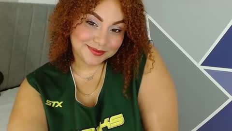 Snapshot of yera_carey chatting on October 1, 12:26 am yera_carey online show from October 1, 12:26 am