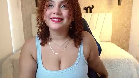 Snapshot of yera_carey chatting on September 12, 12:45 pm yera_carey online show from September 12, 12:45 pm