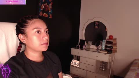 Yesi online show from January 20, 3:18 pm