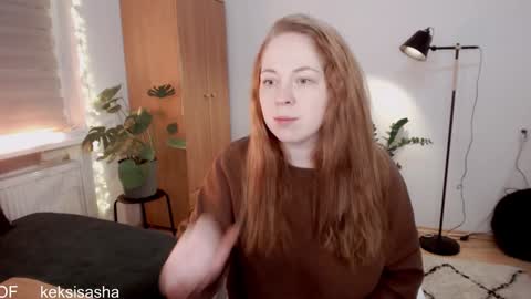 Snapshot of yes_itstrue chatting on January 19, 5:49 pm Sasha online show from January 19, 5:49 pm