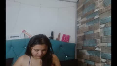 yesamin_stone18 online show from June 18, 12:10 pm