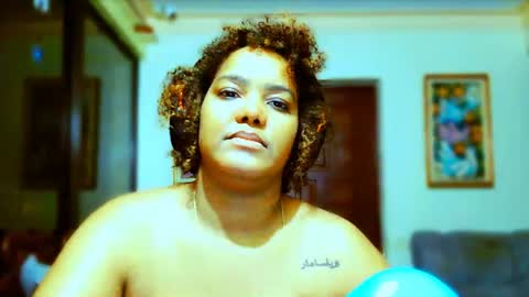 yesikaconer online show from February 2, 2:06 am