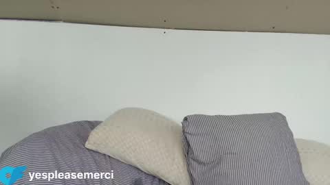 Snapshot of yespleasemerci chatting on September 30, 4:56 pm Brienne online show from September 30, 4:56 pm