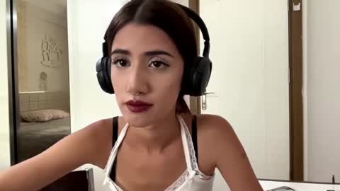 Julia 3 online show from July 22, 12:17 pm