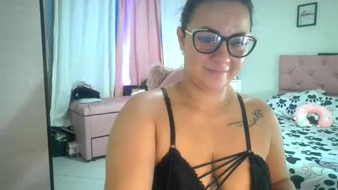 yokiko online show from April 13, 2:18 pm