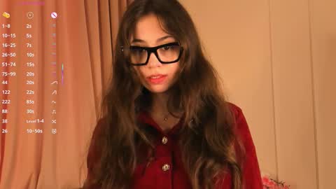 Snapshot of you_fell_in_love chatting on September 13, 8:33 am Elizabeth brunette -- Darline blonde online show from September 13, 8:33 am