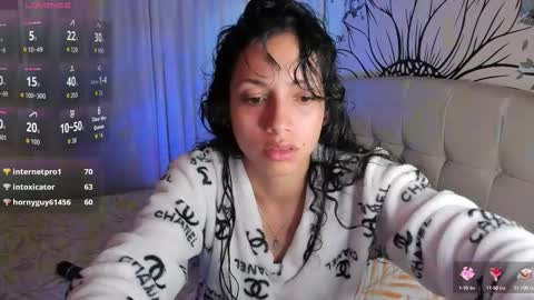 Snapshot of your_beck chatting on October 10, 5:56 am mia3 online show from October 10, 5:56 am