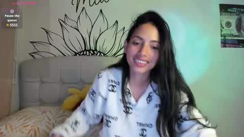 Snapshot of your_beck chatting on February 25, 7:52 am mia3 online show from February 25, 7:52 am