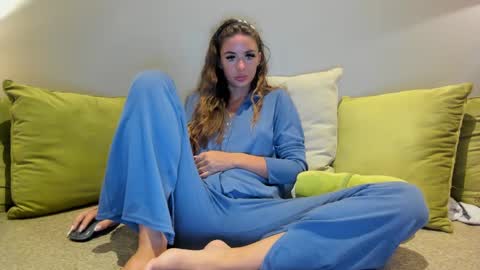 Gigi online show from January 20, 12:36 am