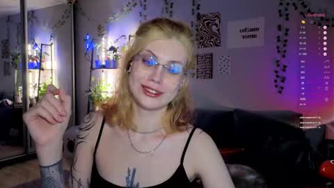 your_corvus online show from April 22, 2:47 pm