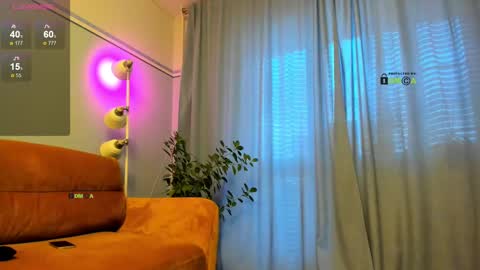 Snapshot of your_dream_alice chatting on February 16, 5:26 am Alice online show from February 16, 5:26 am
