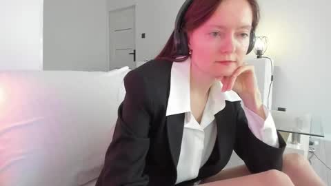 Your Librarian online show from December 16, 9:48 am