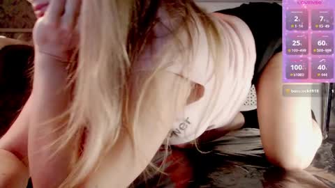 AngeLina online show from April 18, 11:48 pm