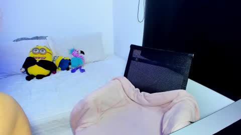 your_little_ online show from November 5, 10:20 am