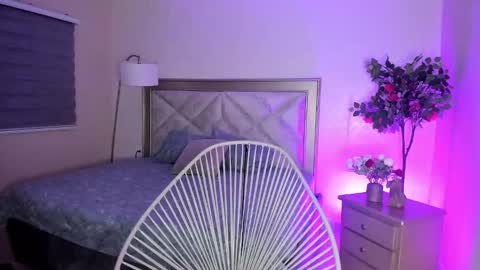 Snapshot of your_new_obsession_ chatting on October 10, 4:17 am adah 3 online show from October 10, 4:17 am