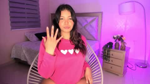 Snapshot of your_new_obsession_ chatting on September 28, 3:35 am adah 3 online show from September 28, 3:35 am