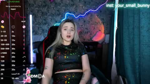 Molly online show from April 11, 7:45 am