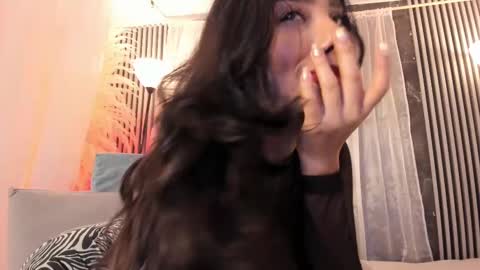 Snapshot of yourcutemolly chatting on March 11, 5:35 am Selena online show from March 11, 5:35 am