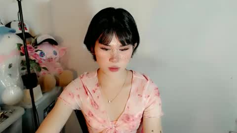 PrettyElla online show from October 2, 5:34 am