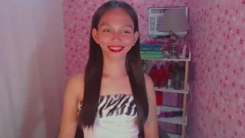 RICCIE MAE online show from November 23, 6:05 am