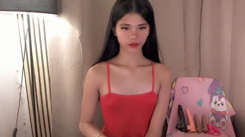 Vivian online show from June 12, 8:50 pm