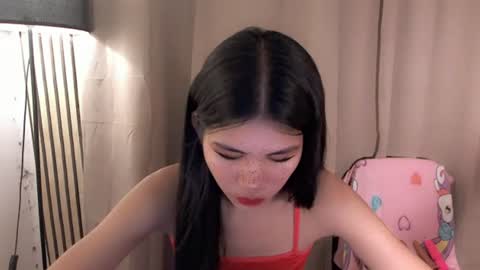 Vivian online show from June 18, 8:25 pm