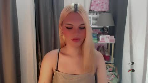 KYLIE MORE online show from June 14, 7:31 am