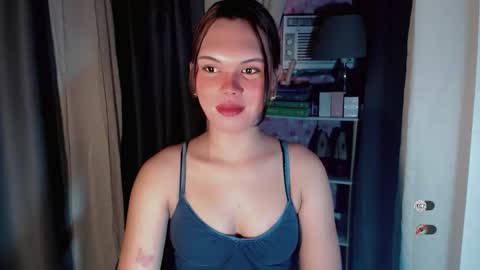 KYLIE MORE online show from March 26, 3:52 am