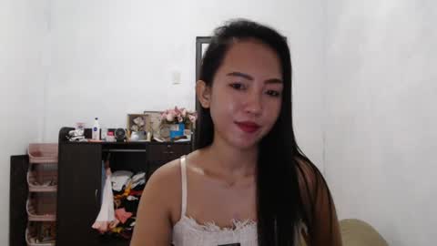 Snapshot of yourloving_maris chatting on March 4, 1:23 am yourloving_maris online show from March 4, 1:23 am