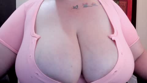 Snapshot of yourmila_ac chatting on February 1, 9:51 pm Milla 3 online show from February 1, 9:51 pm