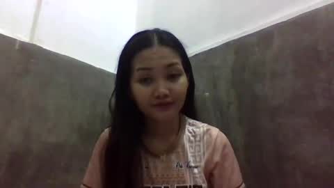 yourqueen1101 online show from February 18, 3:16 am