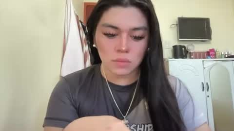 Yanahh online show from June 8, 10:09 pm