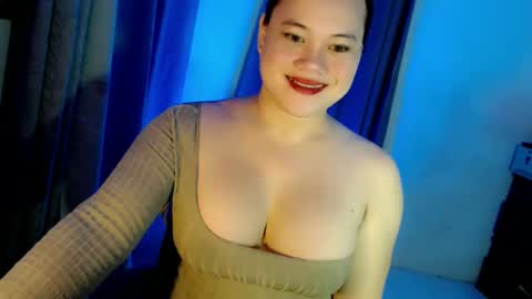 Snapshot of yourspankalita09 chatting on February 9, 9:28 pm Hanna online show from February 9, 9:28 pm