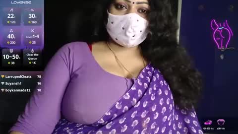 Snapshot of yourss_preethy chatting on December 7, 2:31 am preethy online show from December 7, 2:31 am